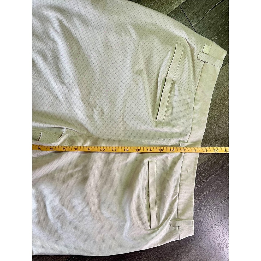 Lululemon Shorts Mens 34 Beige Check Chino Microfiber Stretch Casual Pockets - Picture 7 of 7